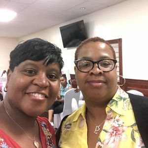 Meet your Posher, Carla